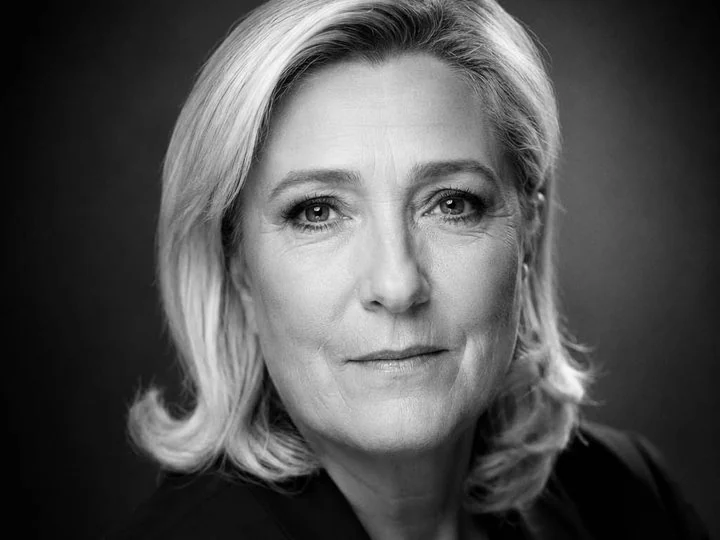 Illustration éditoriale de Marine Le Pen