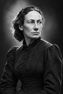 Illustration éditoriale représentant Louise Michel