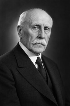 Illustration éditoriale représentant Philippe Pétain