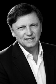 Illustration éditoriale représentant Antoine Waechter