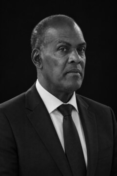 Illustration éditoriale représentant Serge Letchimy